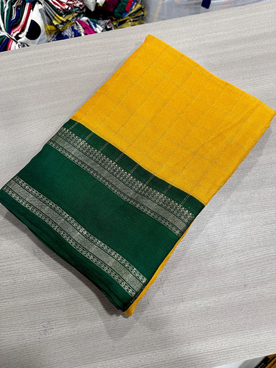 Heavy Mysore Silk Saree with All-Over Weaving & Two-Tone Padding Border – Premium Ethnic Wear for Boutique Displays & Festive Gifting