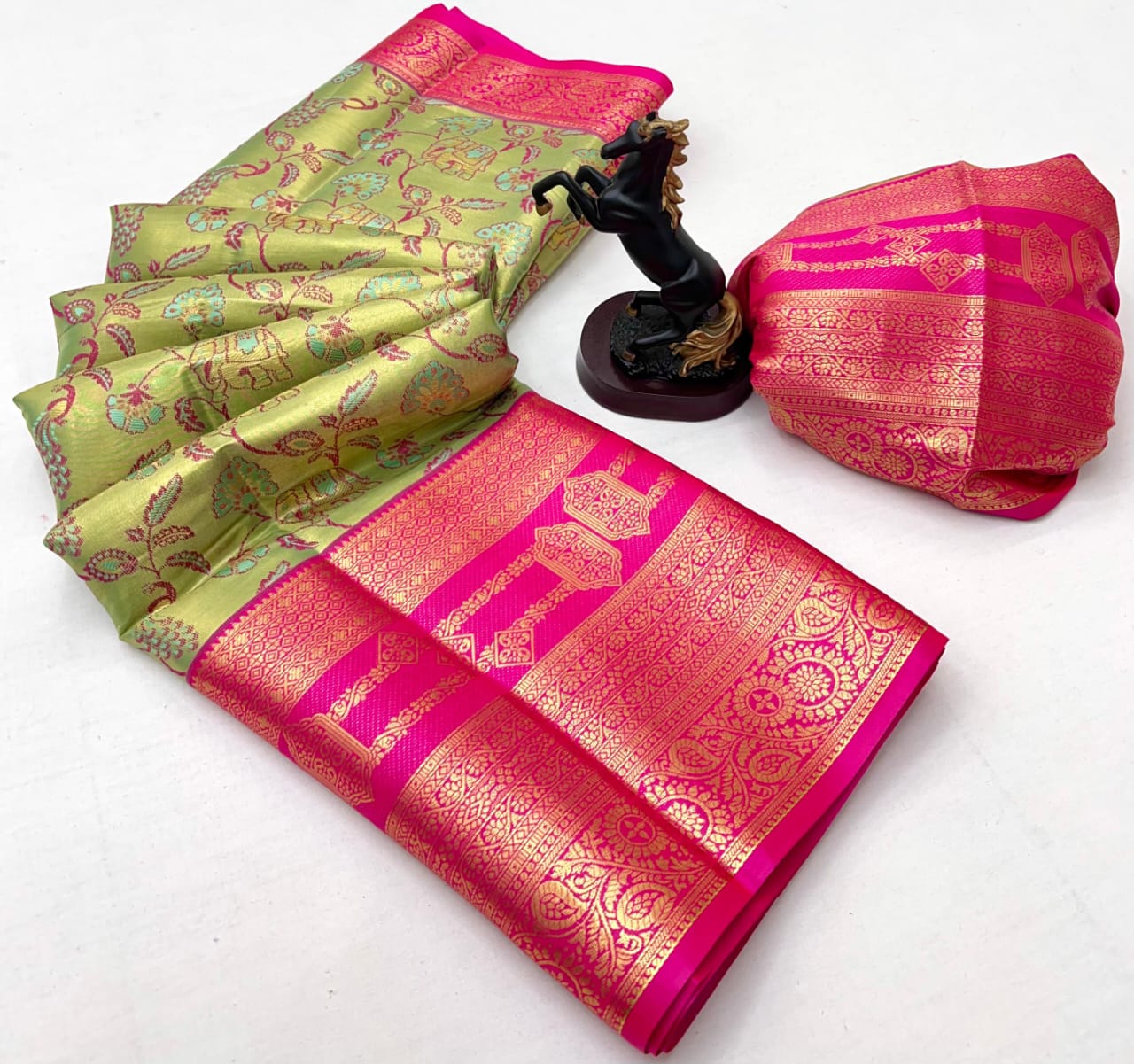 Bridal Kanjivaram Semi Pattu Saree with Contrast Zari Border & Rich Weaving Pallu – Grand Elegance for Wedding Displays & Boutique Gifting