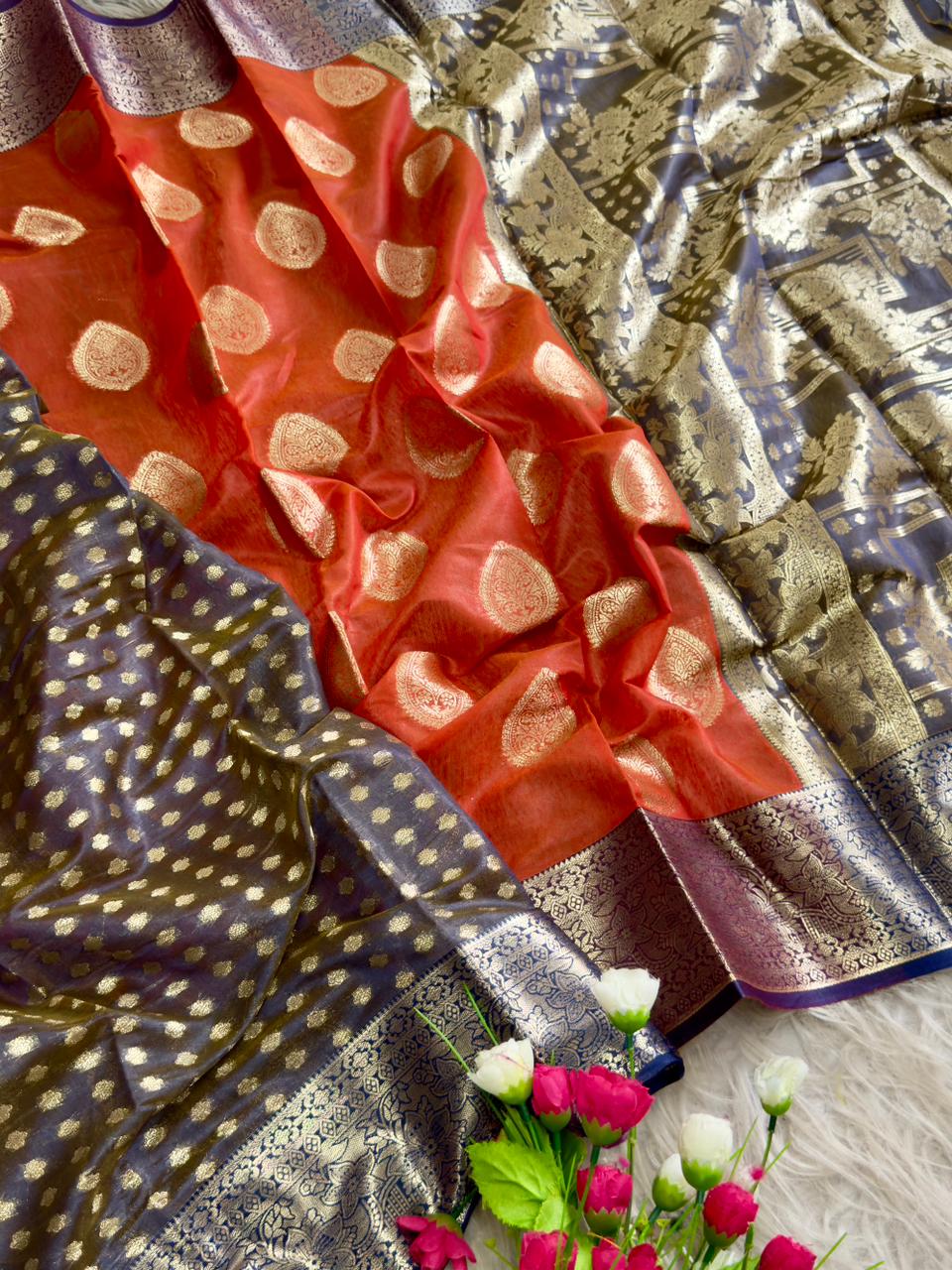 Maheshwari Cotton Silk Saree with Golden Zari & Rich Borders – Elegant Festive Wear for Boutique Displays & Traditional Gifting