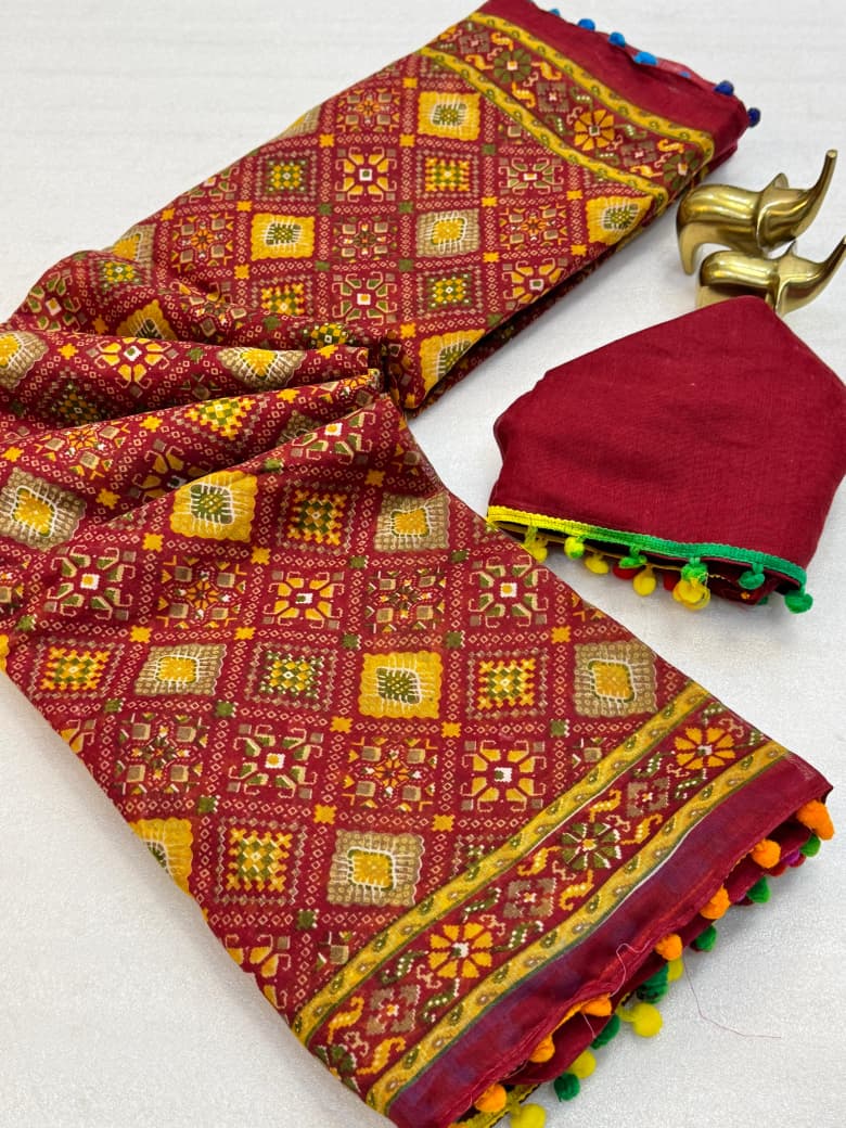 Mul Mul Soft Cotton Ikkat Print Saree with Pom Pom Border & Running Blouse – Playful Heritage for Boutique Displays & Festive Gifting