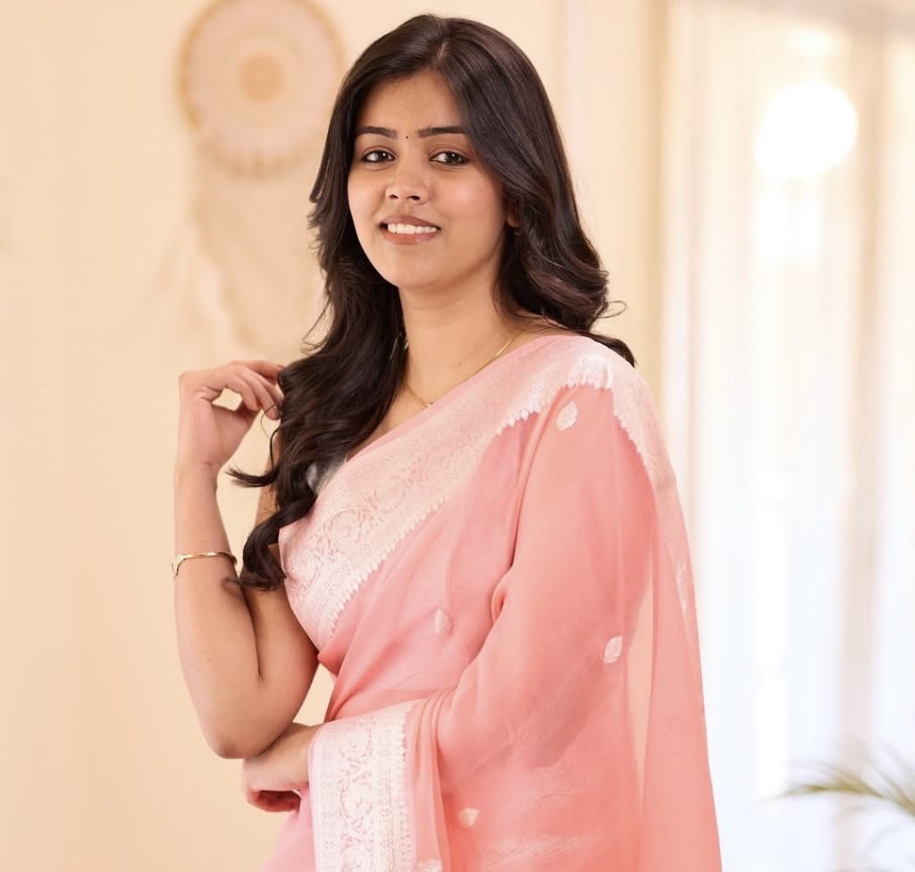 Soft Lilan Slab Saree with Rich Jacquard Weaving & Exclusive Border Blouse – Elegant Comfort for Boutique Displays & Festive Gifting