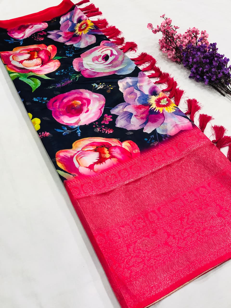 Soft Banarasi Silk Saree with Kalamkari Digital Print & Zari Weaving – Regal Party Wear for Boutique Displays & Festive Gifting