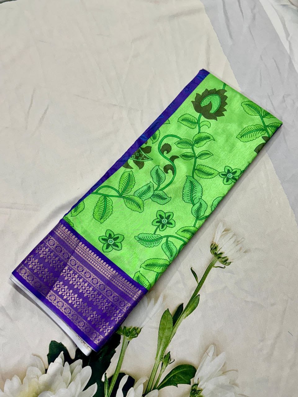 Fashion Fusion Semi-Crepe Saree with Tanjore & Floral Gap Border + Striped Pallu – Artistic Elegance for Boutique Displays & Festive Gifting