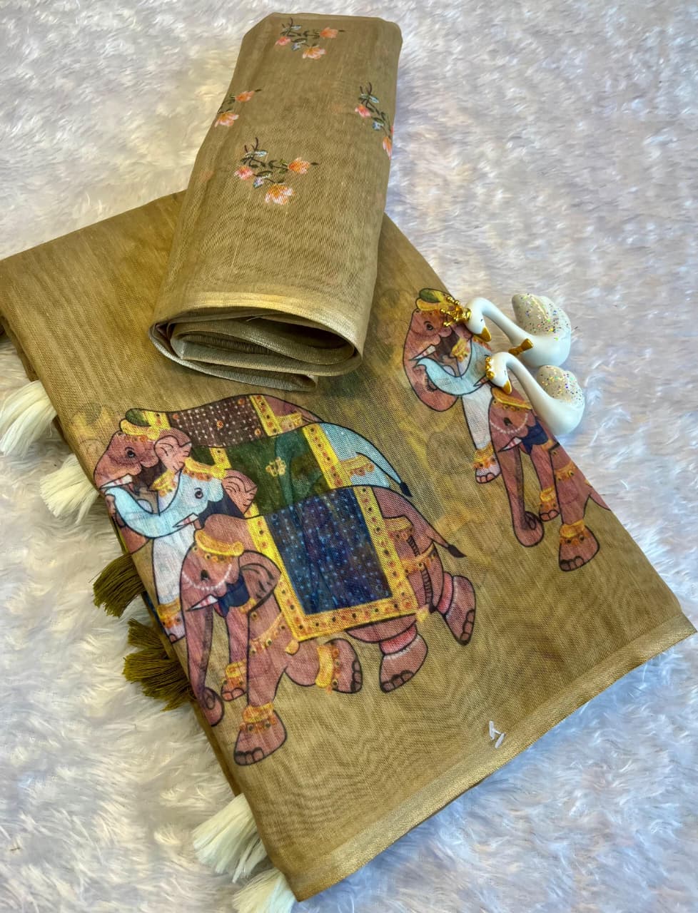 Pure Soft Chanderi Cotton Saree with Zari Pattu Border & Tassel Pallu – Graceful Heritage for Boutique Displays & Festive Bulk Orders