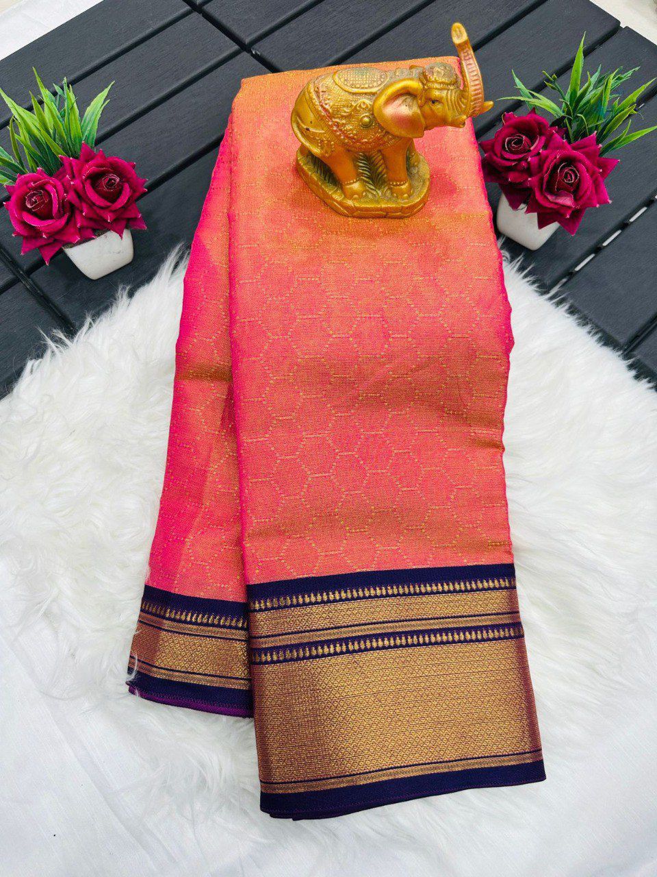 Pure Mercerised Kanchivaram Silk Saree with Small Checks Zari Pattern & Contrast Jacquard Blouse – Regal Heritage for Boutique Displays & Festive Bulk Orders