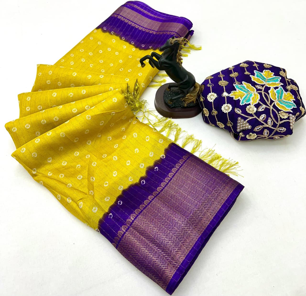 Beautiful Dola Silk Bandhani Saree with Grand Peacock Pallu & Beads Work Blouse – Festive Elegance for Boutique Displays & Bulk Orders