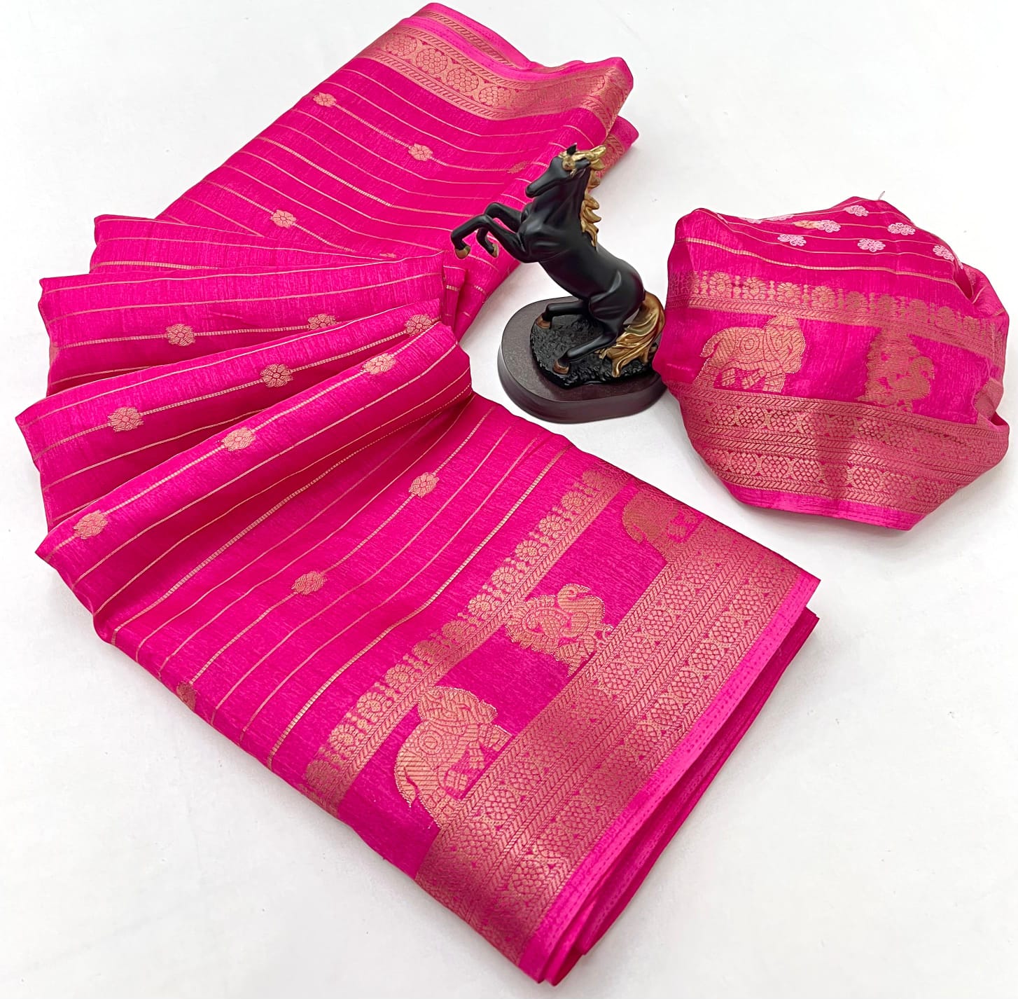 🌿 Premium Fox Georgette Saree – Kalamkari Border, Copper Zari Weaving & Designer Butti Blouse 🌿