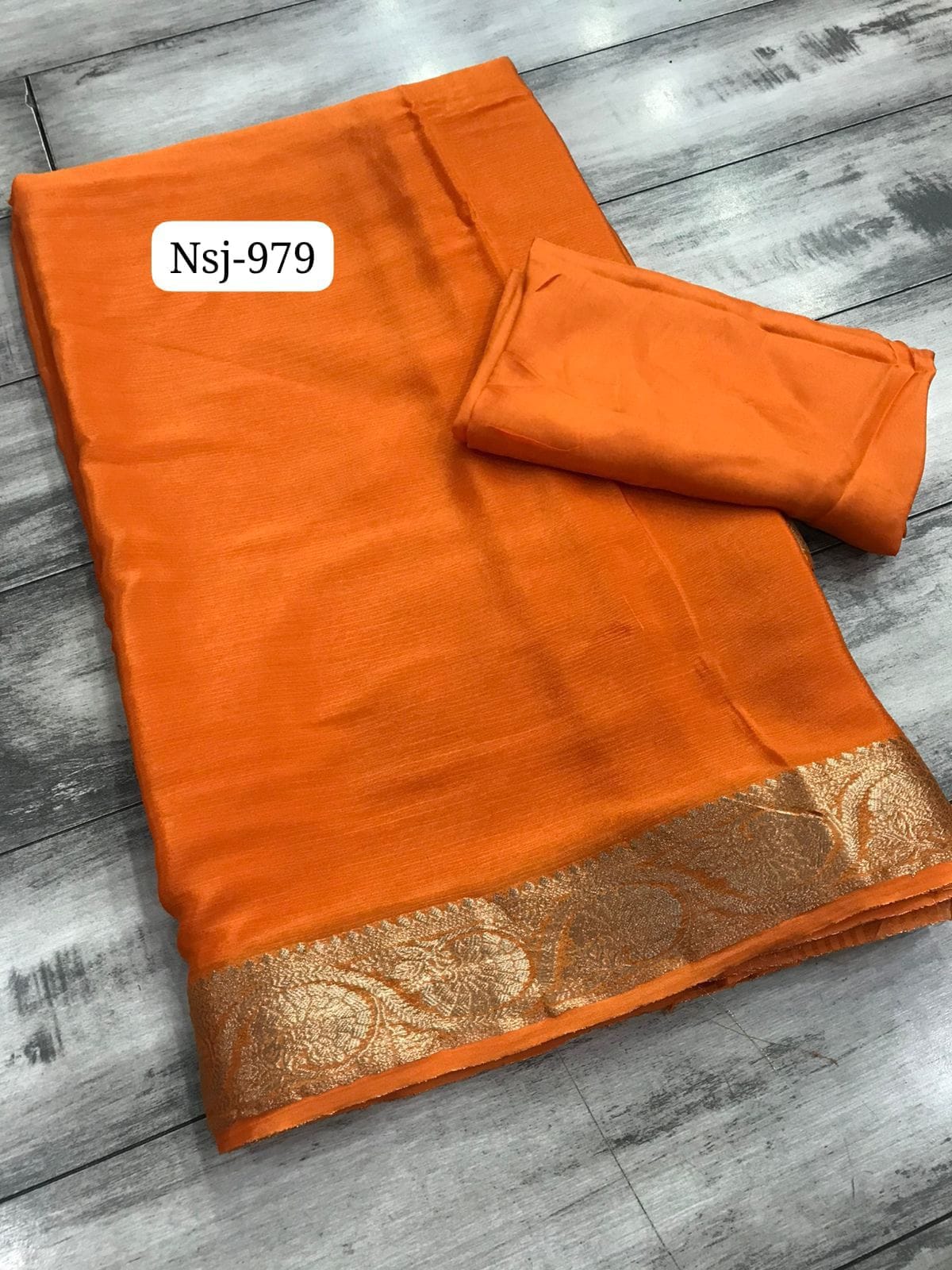 Pure Gajji Silk Saree – Elegant Plain Finish with Original Lagdi Patta Pallu