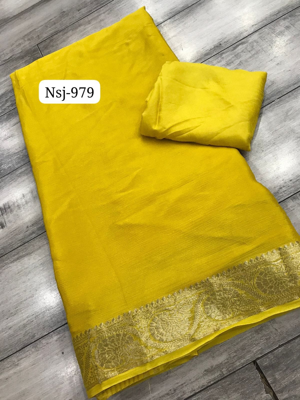 Pure Gajji Silk Saree – Elegant Plain Finish with Original Lagdi Patta Pallu