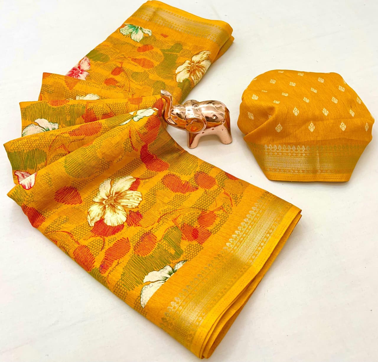 Blend Cotton Saree with Floral Prints, Zari Border & Contrast Blouse – Stylish Designer Collection