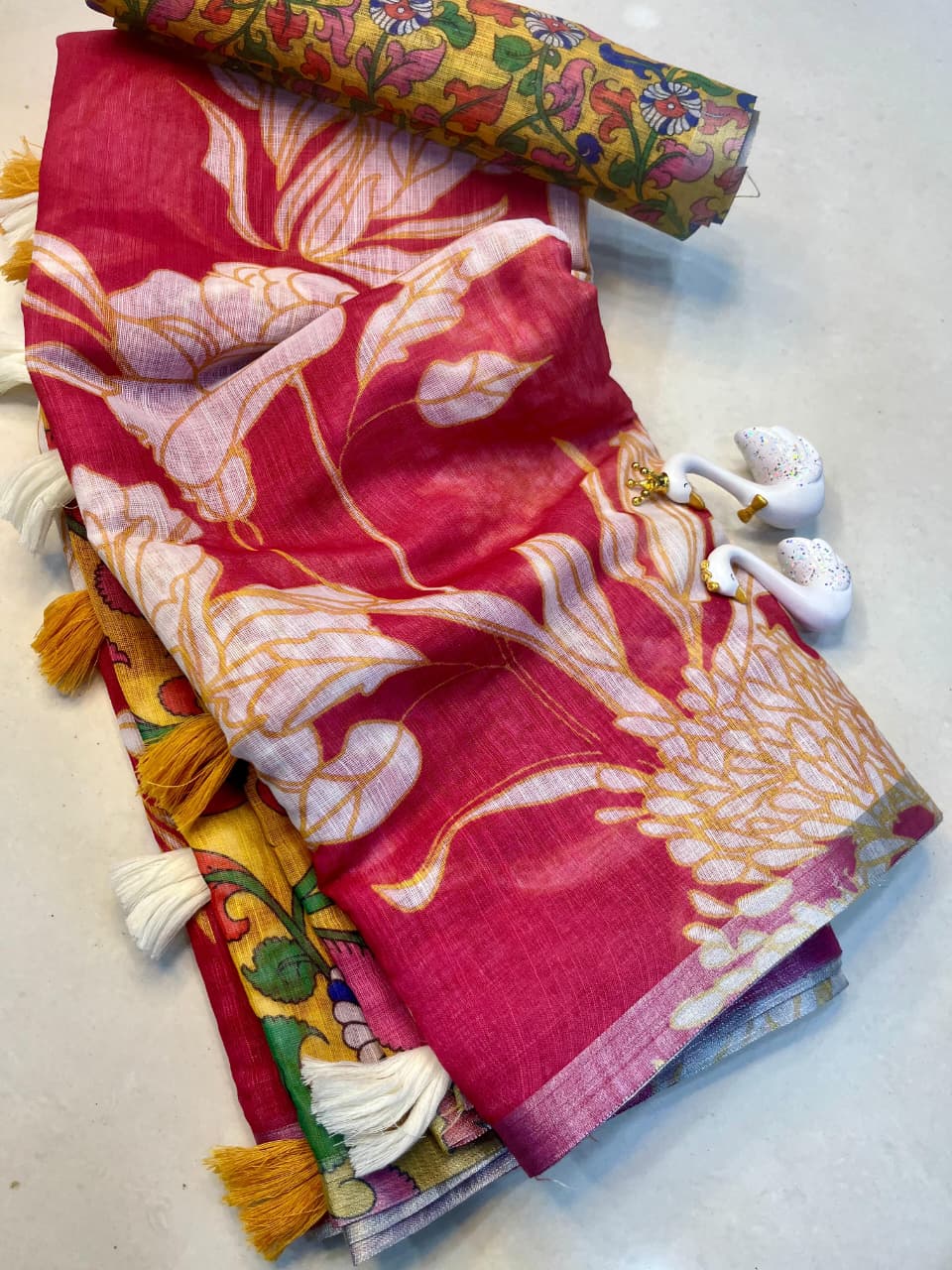 Linen Saree with Allover Floral Design, Heavy Cotton Tussels & Kalamkari Pallu – Premium Collection