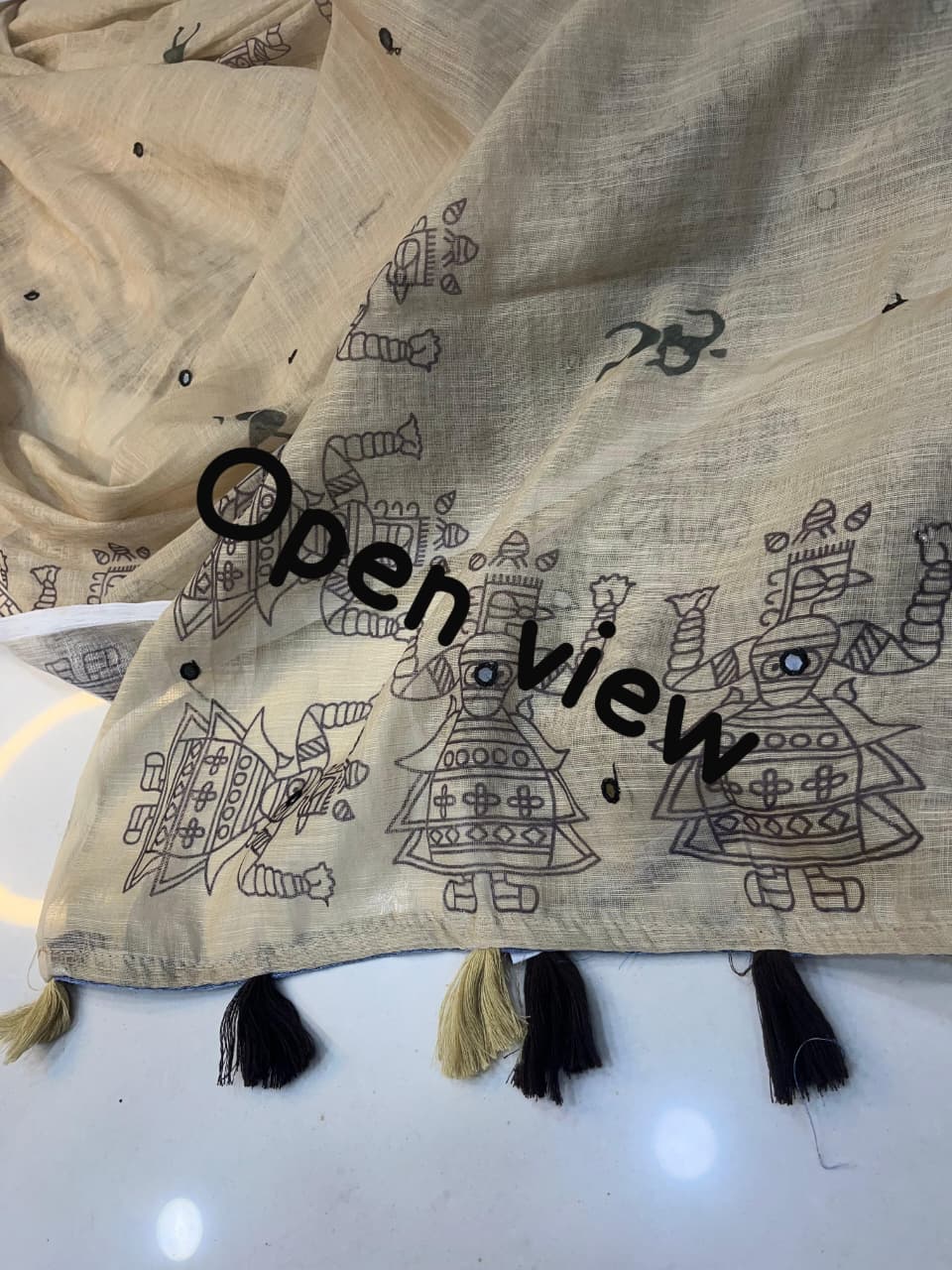 Soft Linen Cotton Saree with Aari Mirror Work & Tassled Pallu – Premium New Arrival