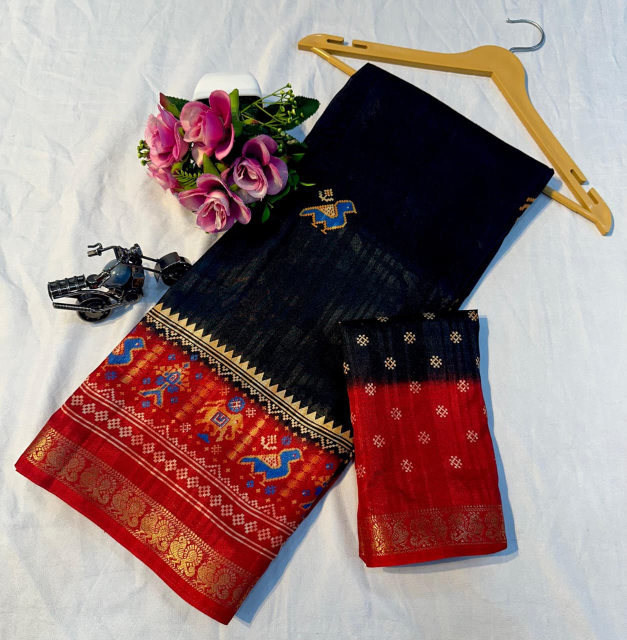 Super Hit Dola Silk Premium Saree with Jacquard Border – Festive & Wedding Wear