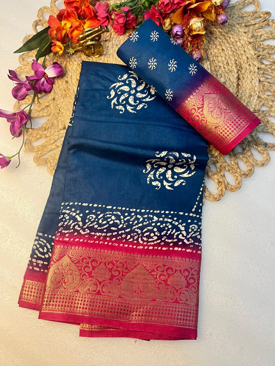 Soft Dola Silk Saree with Kalamkari Print & Jacquard Border – Artistic Elegance for Boutique Displays & Festive Gifting