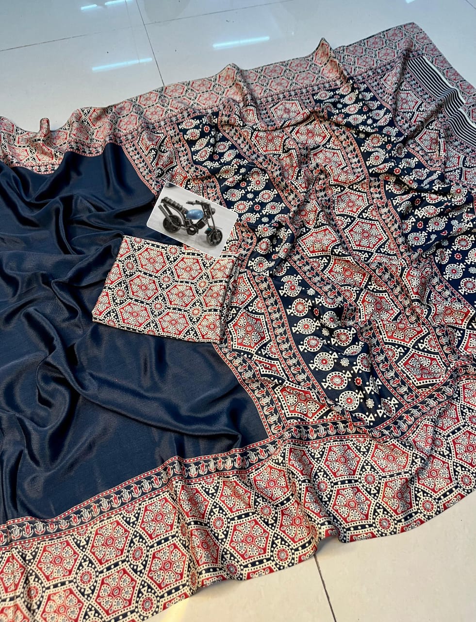 Semi Gajji Silk Saree with Heavy Finish & Optional Latkan – Rich Ethnic Elegance for Boutique Displays & Bulk Orders