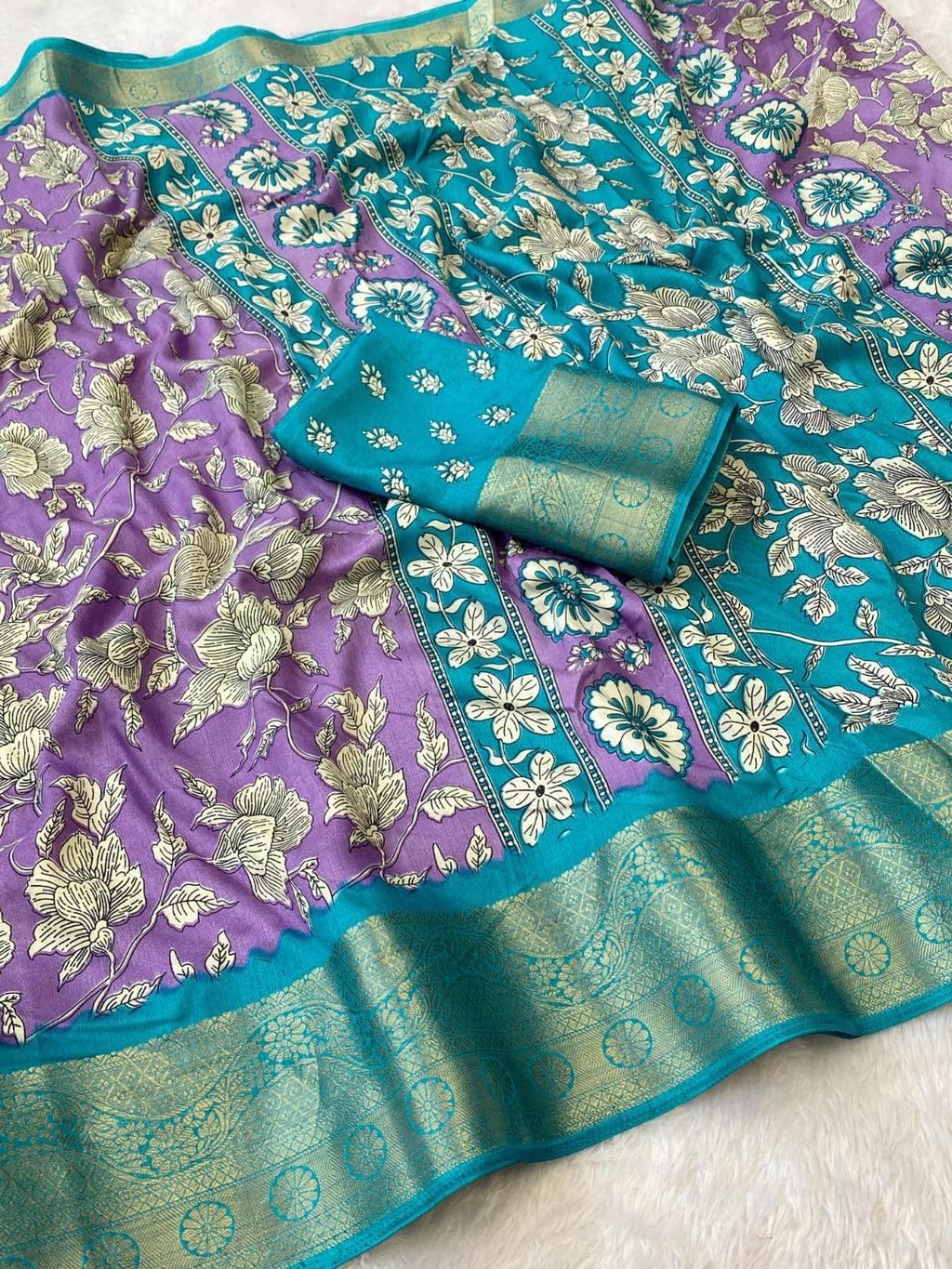 Pure Dola Silk Saree with Designer Printed Pallu & Jacquard Border – Luxe Statement for Boutique Displays & Festive Bulk Orders