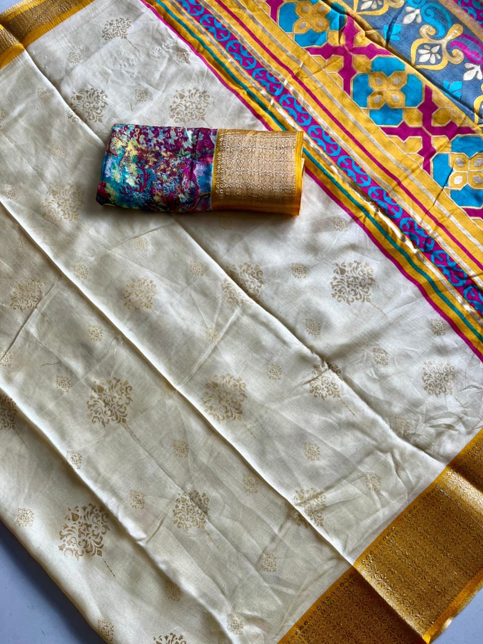 Dola Silk Saree with All-Over Foil Work & Printed Blouse – Shimmering Elegance for Boutique Bulk Orders