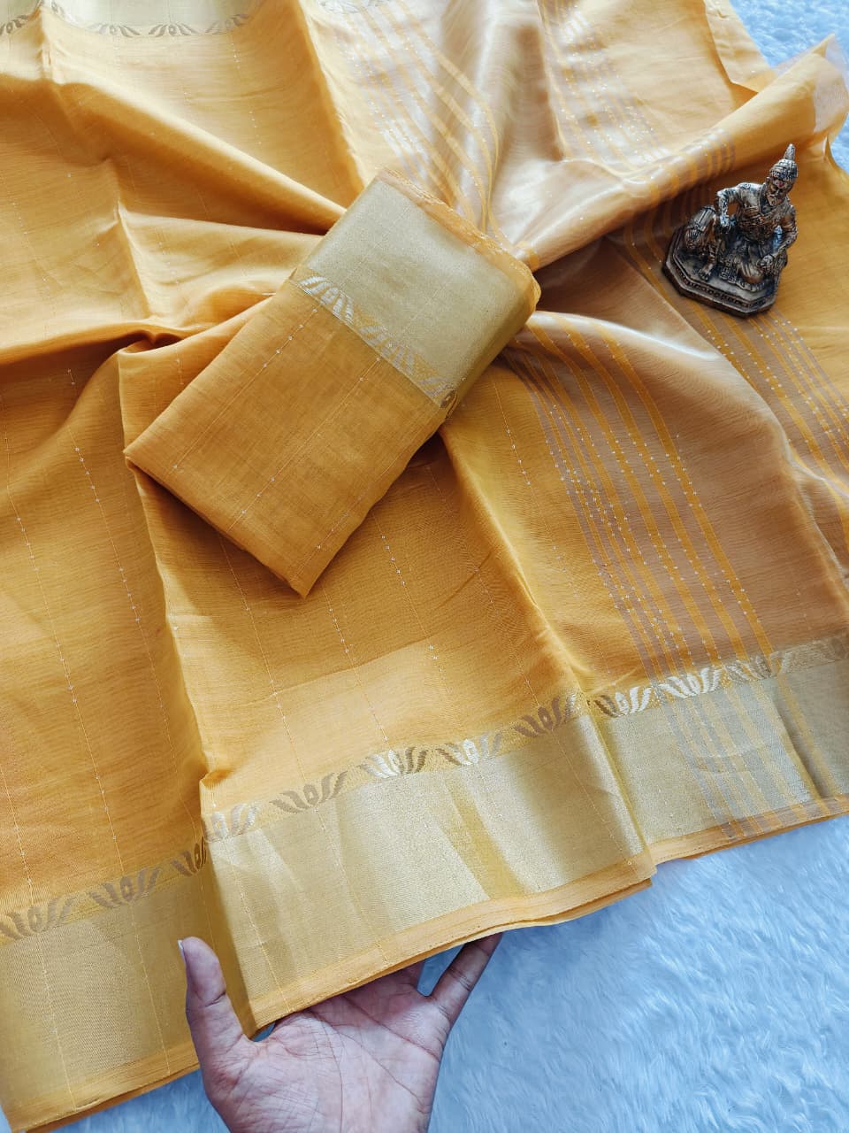 Tani Bani Silk Saree with Gold Jacquard Border & Rich Sequin Pallu – Festive Glamour for Boutique Bulk Orders