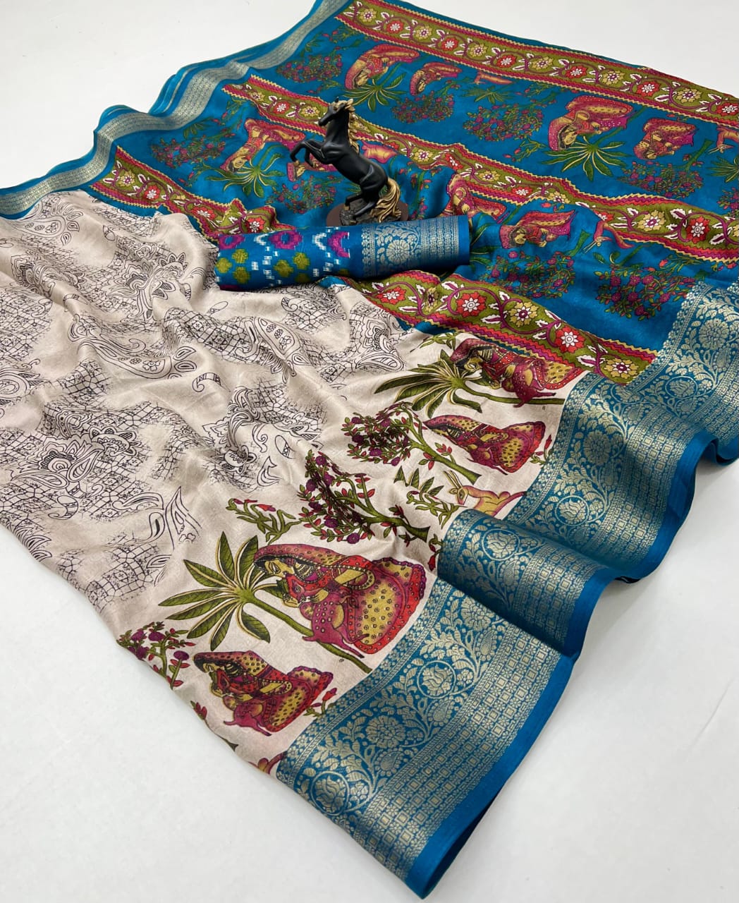 Premium Marshmallow Saree with Madhubani Print & Zari Border – Artistic Heritage for Boutique Bulk Orders