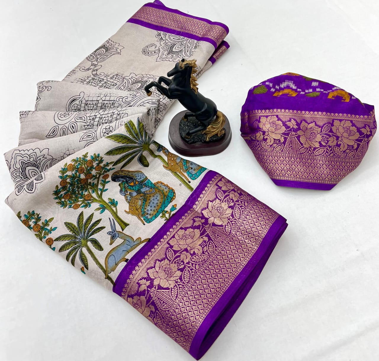 Premium Marshmallow Saree with Madhubani Print & Zari Border – Artistic Heritage for Boutique Bulk Orders