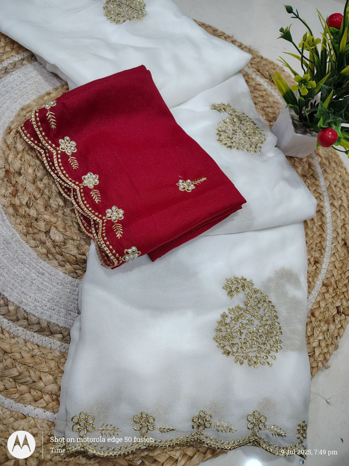 Premium Star Georgette Silk Saree with Embroidery & Scalloped Zari Cutwork Border – Festive & Partywear Collection