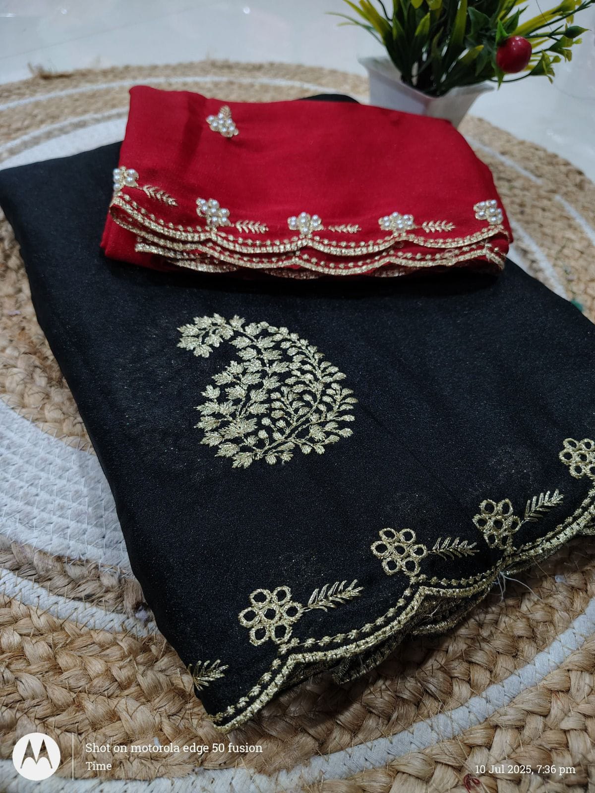 Premium Star Georgette Silk Saree with Embroidery & Scalloped Zari Cutwork Border – Festive & Partywear Collection