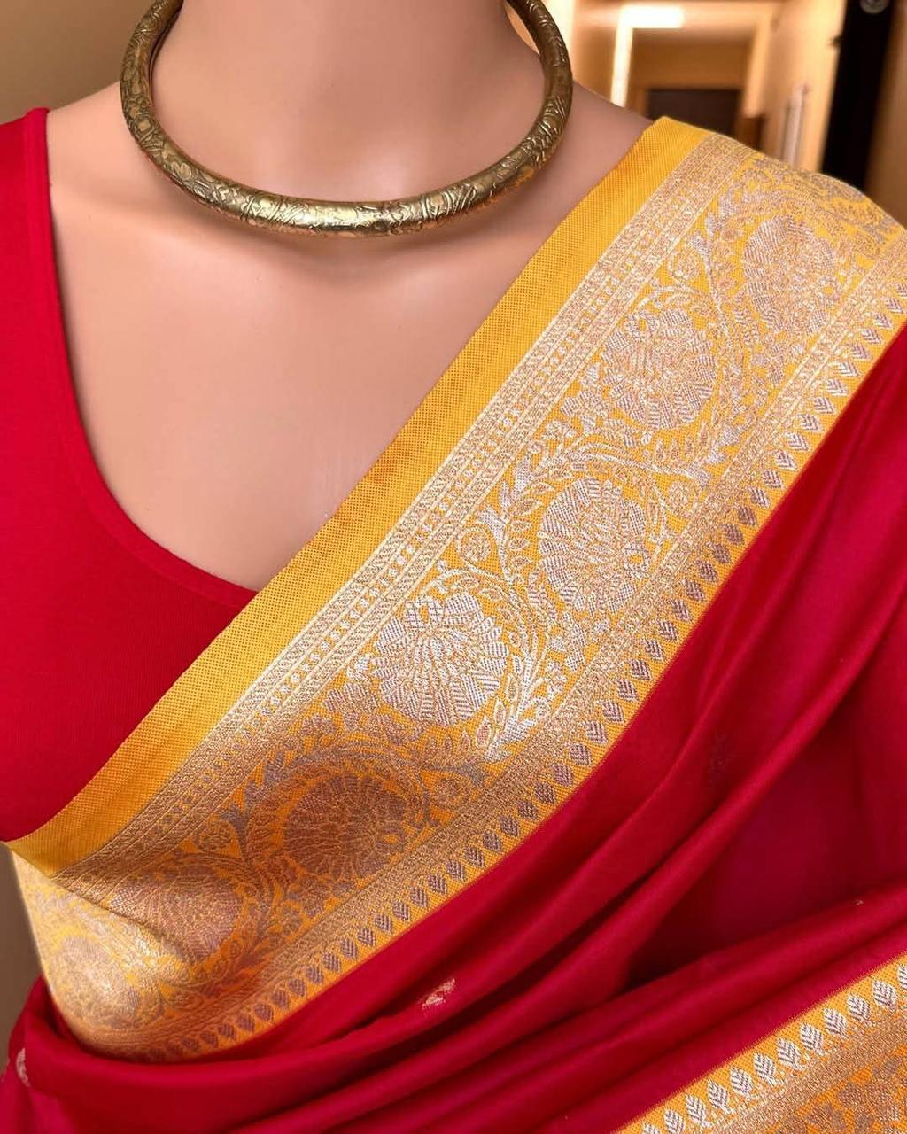 Pure Banarasi Silk Saree with Rich Mina Work & Butti Design – Regal Grandeur for Boutique Displays & Wedding Season Gifting