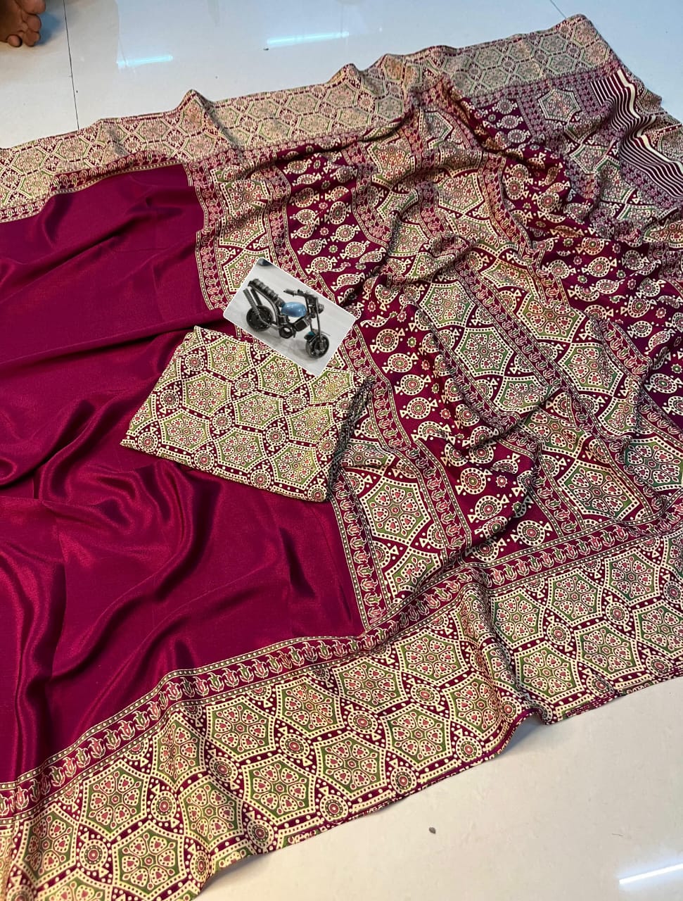 Semi Gajji Silk Saree with Heavy Finish & Optional Latkan – Rich Ethnic Elegance for Boutique Displays & Bulk Orders