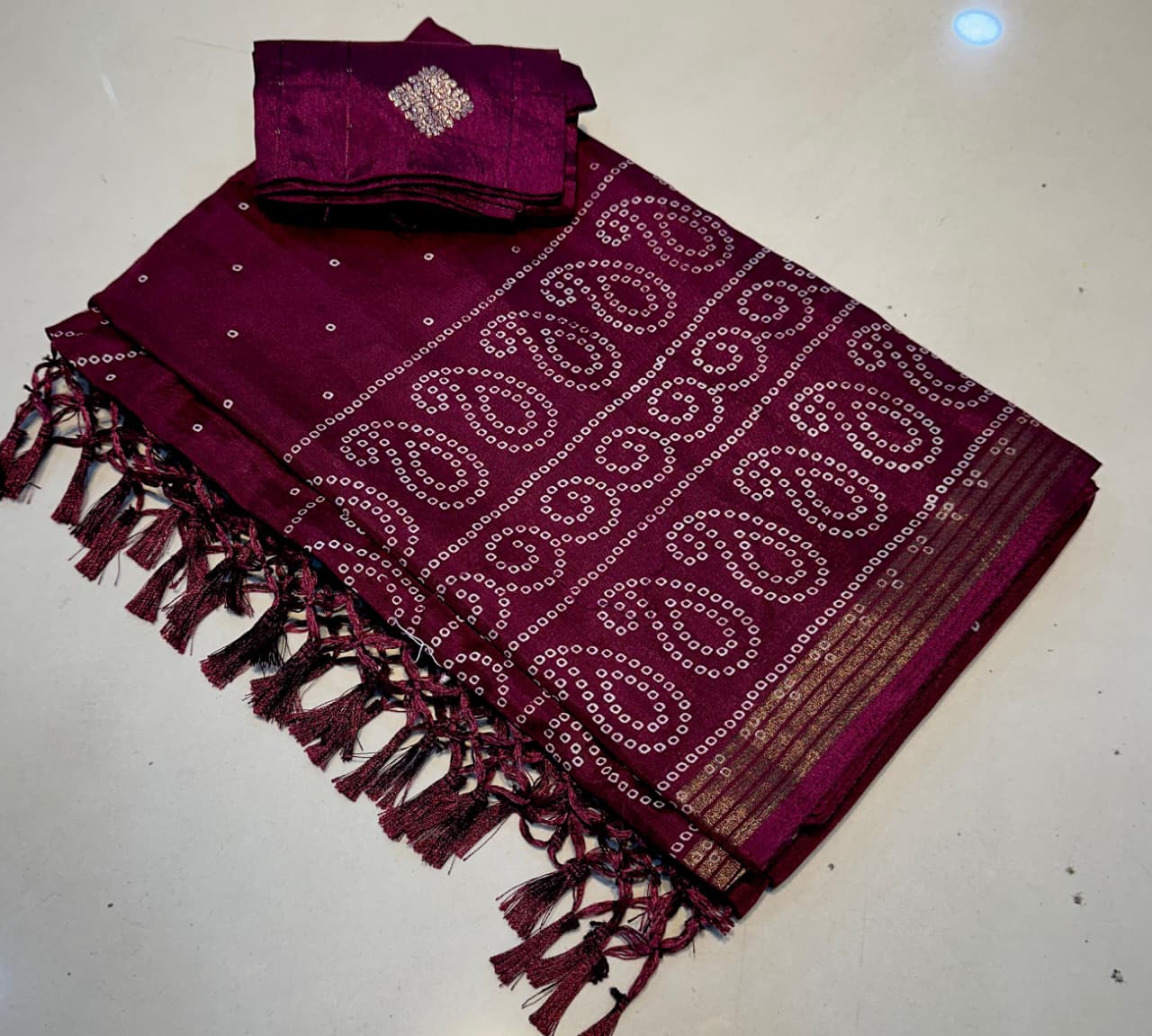 Super Hit Dola Silk Crush Premium Saree with Jacquard Border & Running Blouse – Boutique Favorite & Festive Gifting
