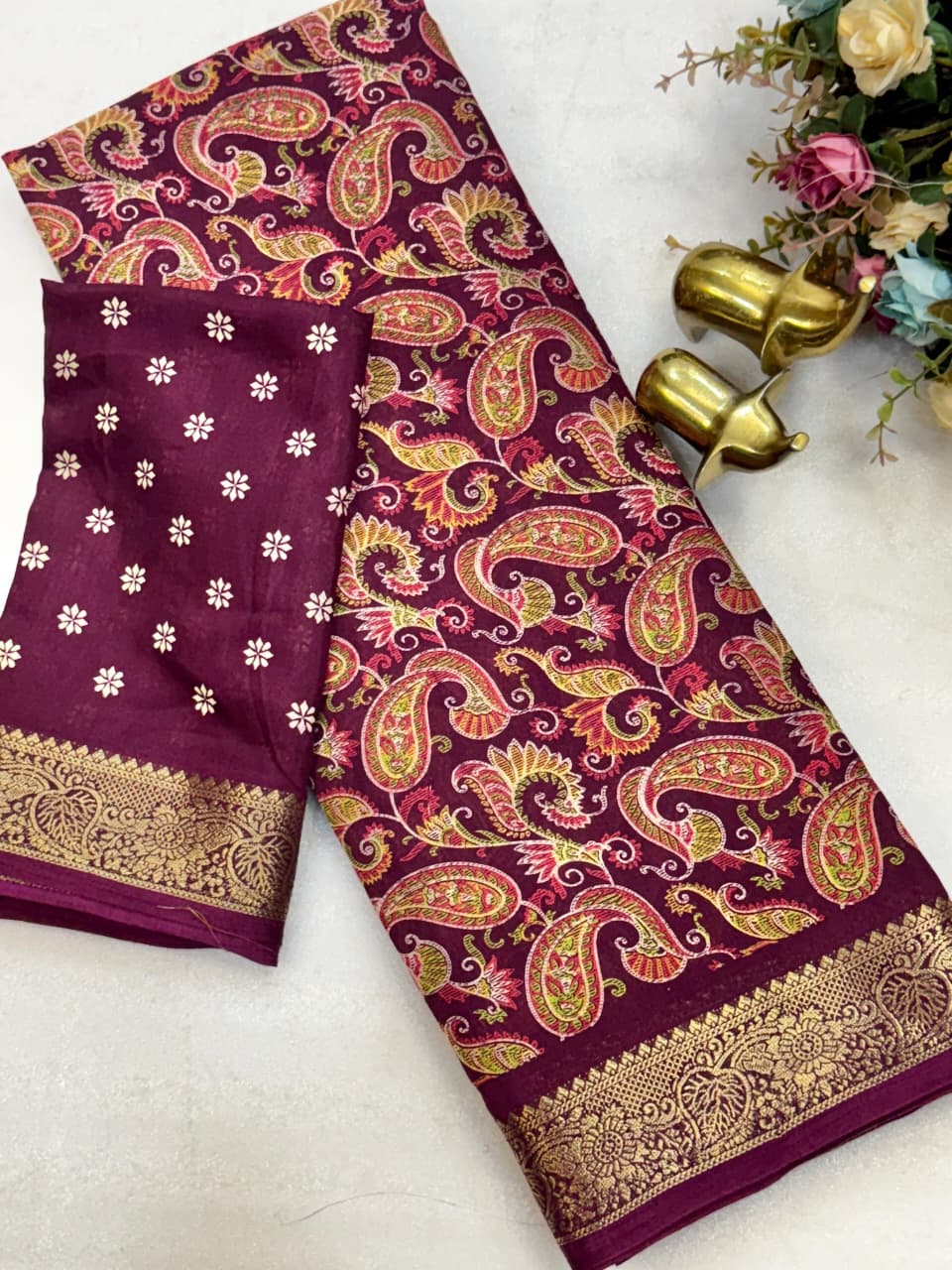 Soft Mul Mul Cotton Saree with Kashmiri Print & Jacquard Border – Elegant Boutique Collection