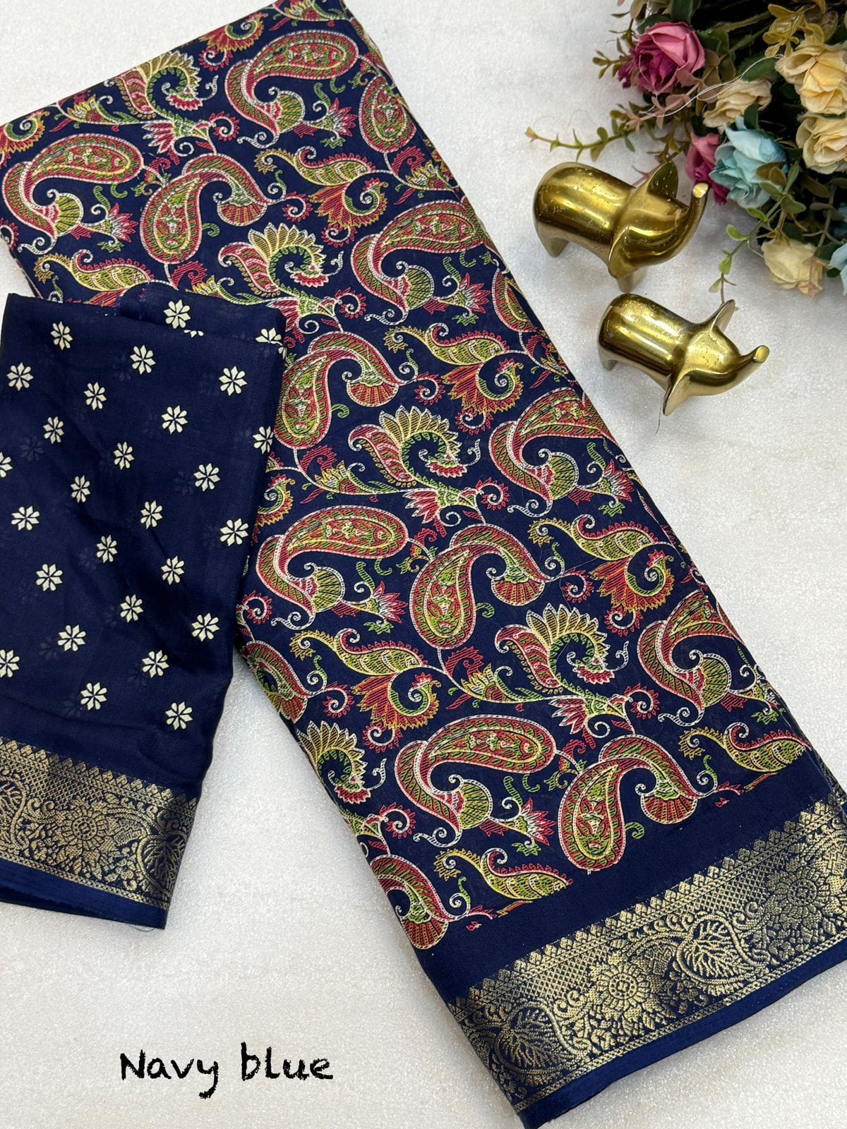 Soft Mul Mul Cotton Saree with Kashmiri Print & Jacquard Border – Elegant Boutique Collection