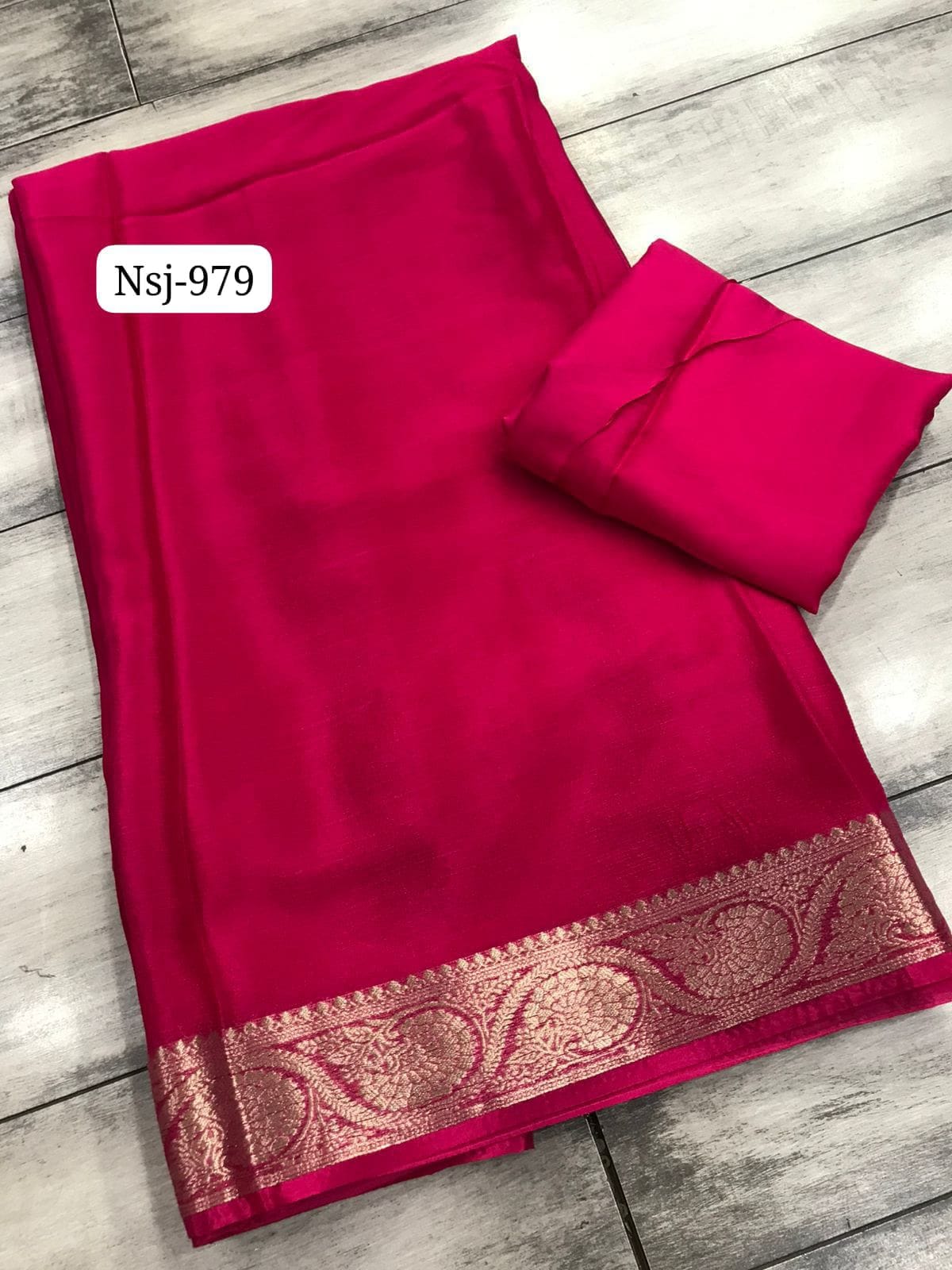 Pure Gajji Silk Saree – Elegant Plain Finish with Original Lagdi Patta Pallu