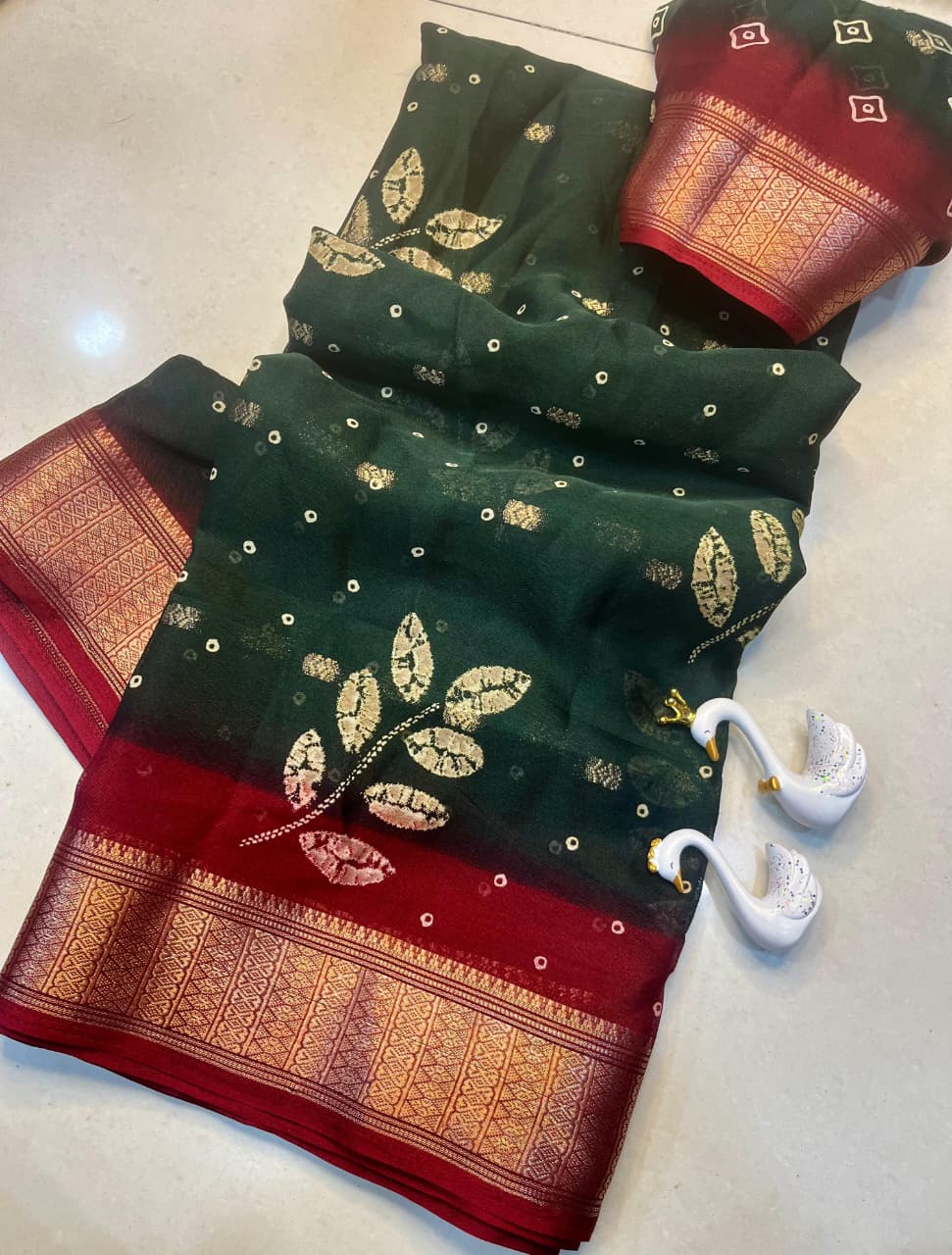 Premium Crepe Silk Saree with Jacquard Jari Butti Work & Running Blouse – Elegant Boutique Wear & Festive Gifting