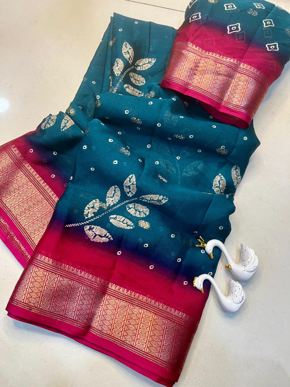 Premium Crepe Silk Saree with Jacquard Jari Butti Work & Running Blouse – Elegant Boutique Wear & Festive Gifting
