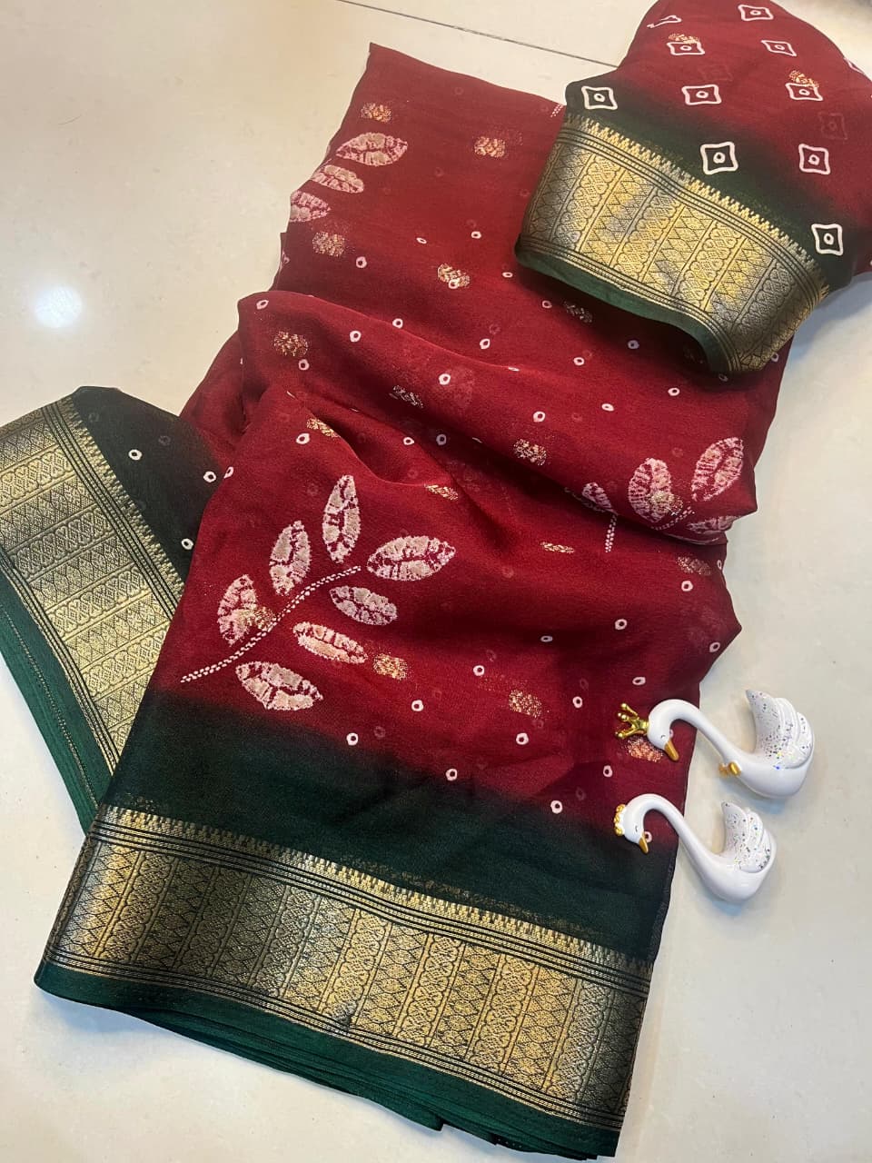 Premium Crepe Silk Saree with Jacquard Jari Butti Work & Running Blouse – Elegant Boutique Wear & Festive Gifting