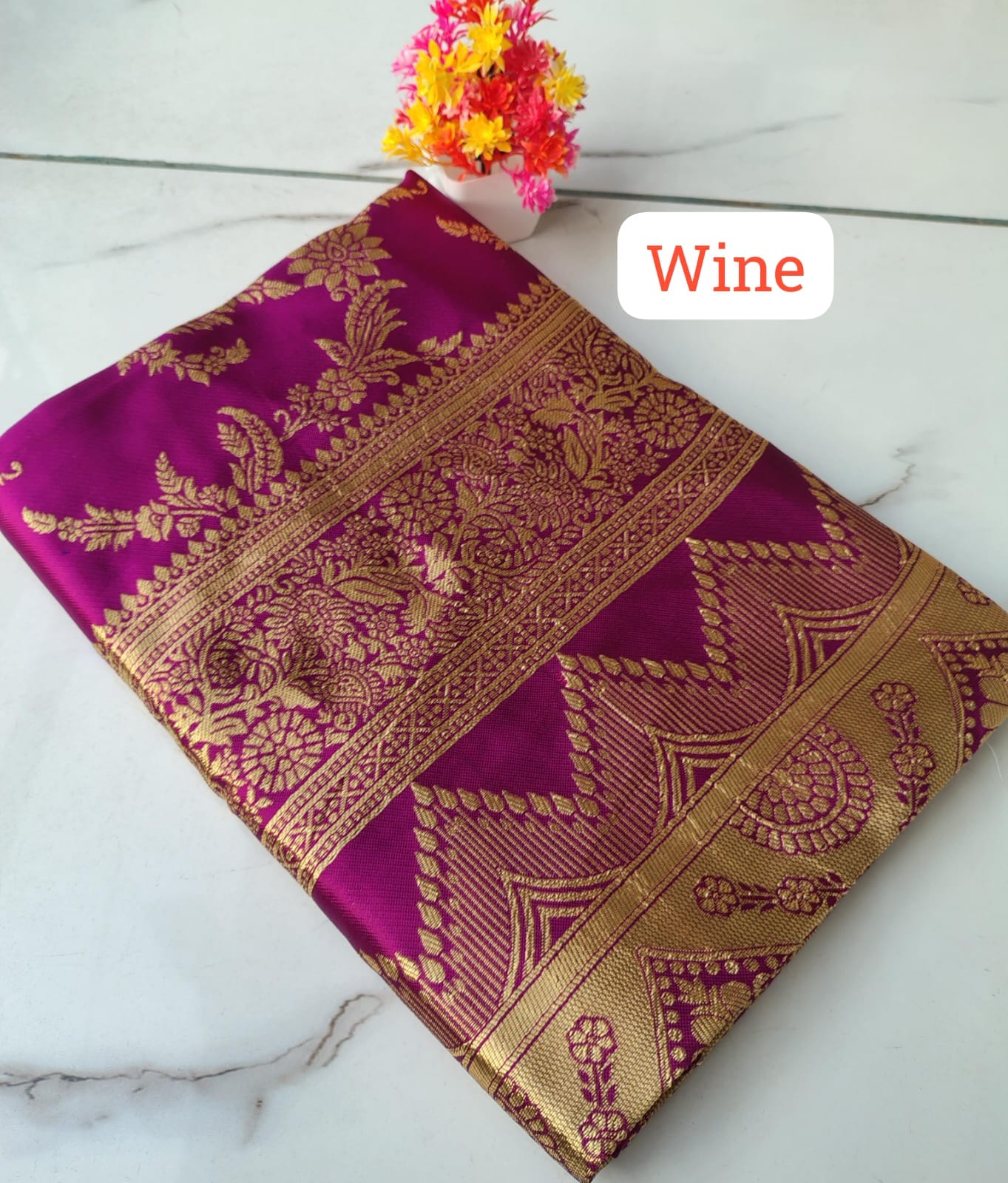 Banarasi Soft Silk Saree – Elegant Weaving Work.