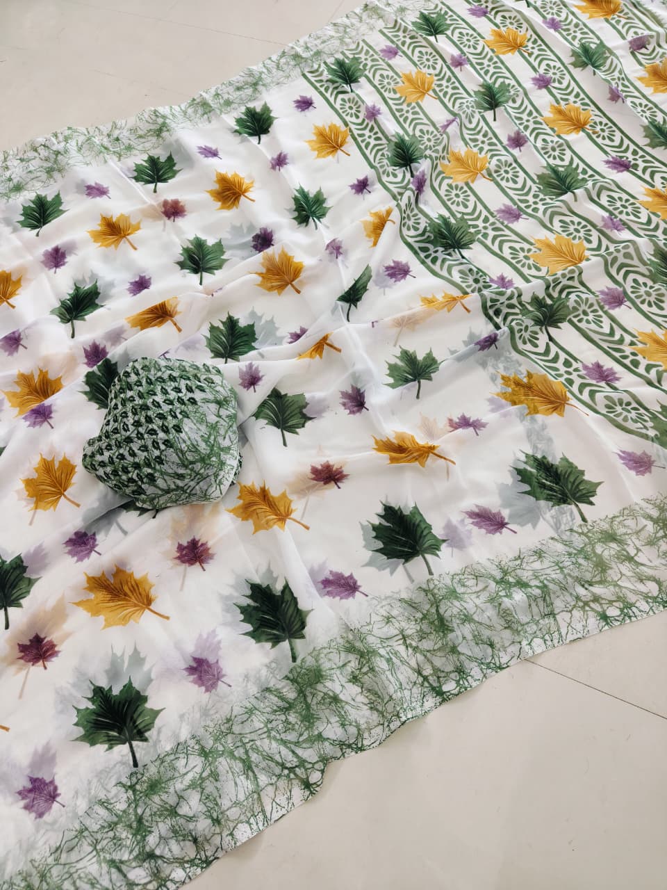 Soft Georgette Floral Leaf Digital Print Saree.