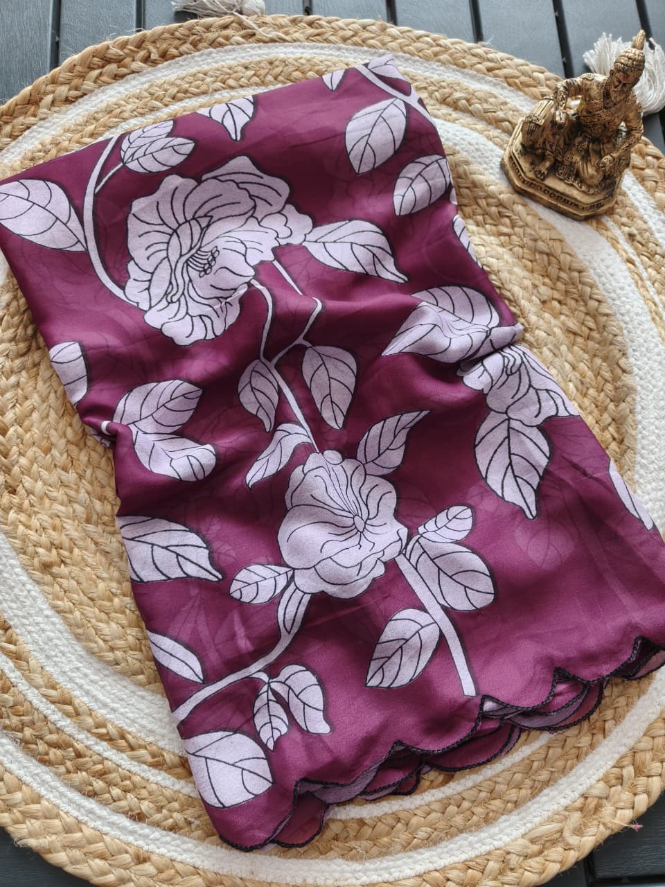 Heavy Marshmallow Georgette Saree – Leaf Digital Print with Brasso Effect.