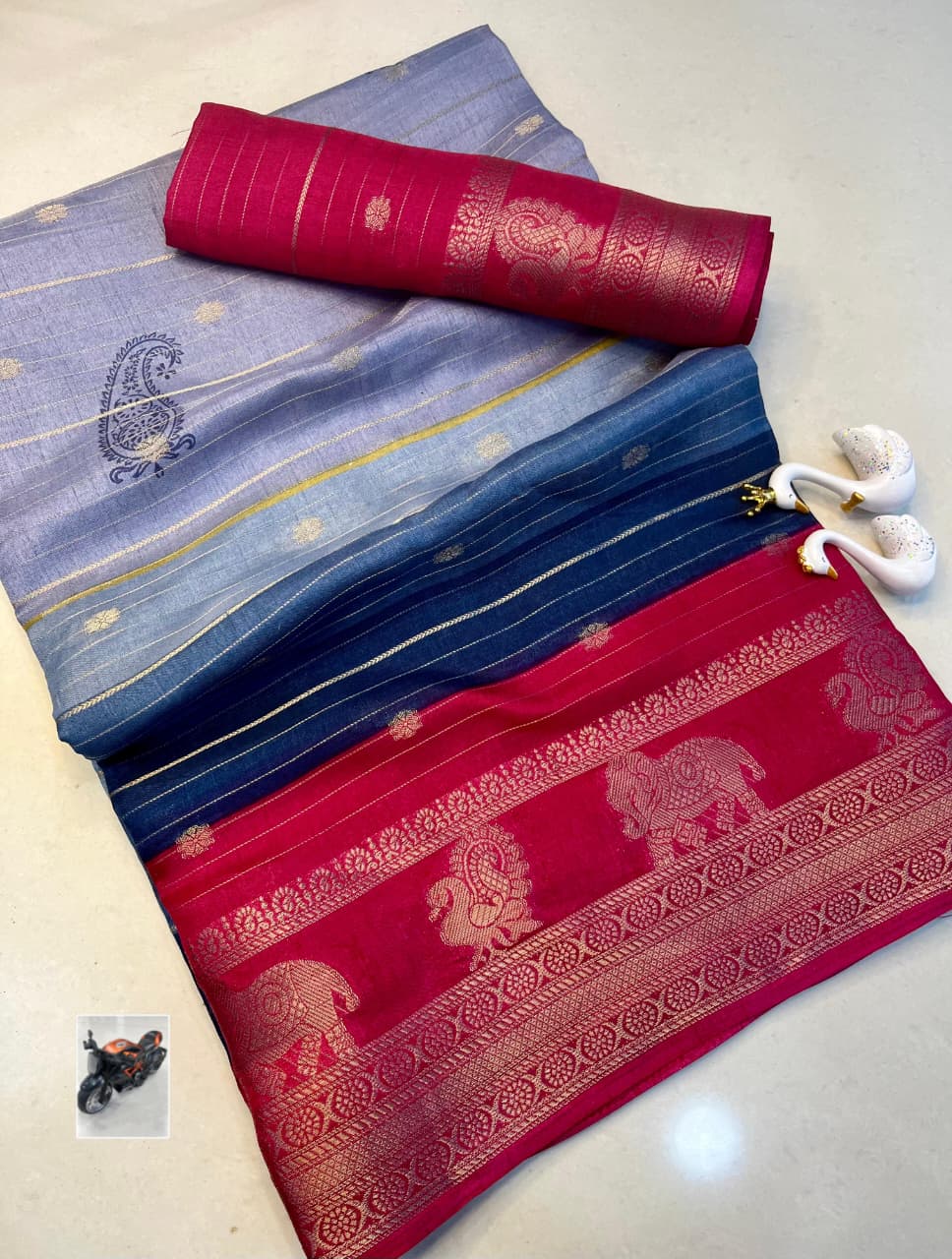 Beautiful Kolam Silk Saree – All Over Weaving with Kanchi Border.