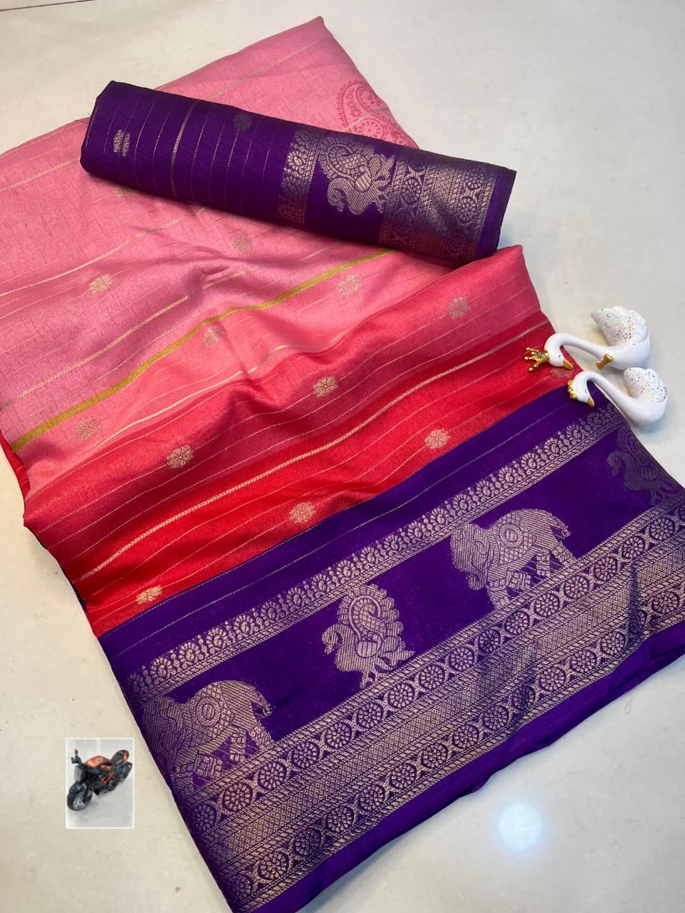 Beautiful Kolam Silk Saree – All Over Weaving with Kanchi Border.