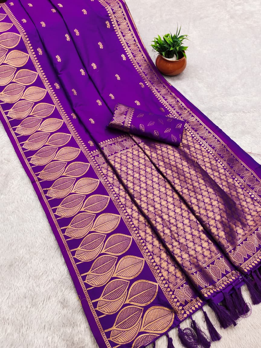 Premium Soft Silk Saree – 3D Concept Pallu, Leaf Border & Lotus Motifs.