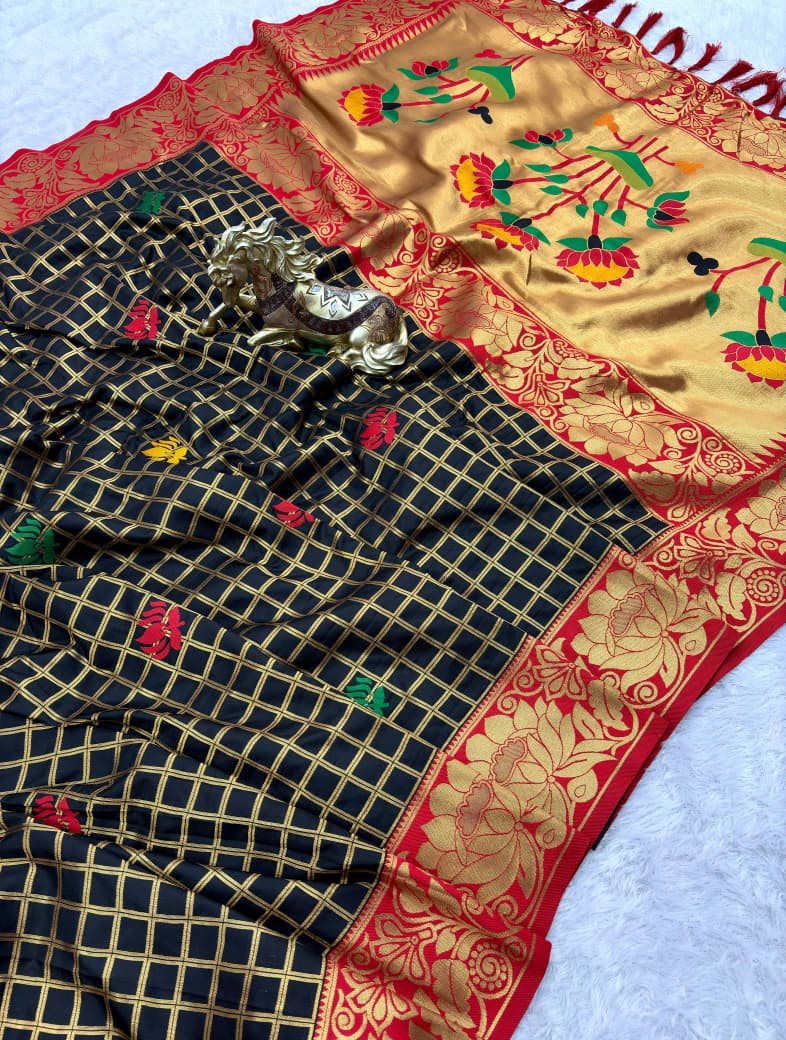 SUPER-HIT Unique Checks Paithani Silk Saree – Lotus Motifs & Contrast Brocade Blouse.