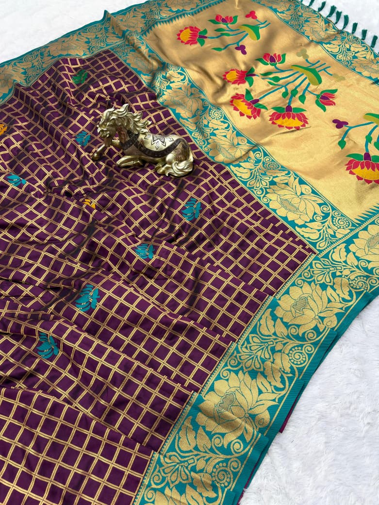 SUPER-HIT Unique Checks Paithani Silk Saree – Lotus Motifs & Contrast Brocade Blouse