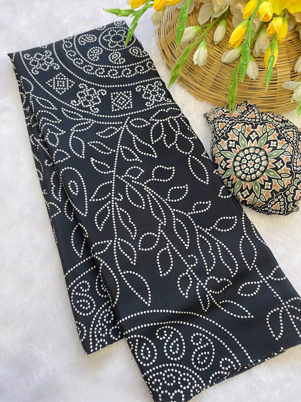 Premium Crepe Silk Saree – Ajrakh Prints with Bandhani Dot Style & Ajrakh Pallu