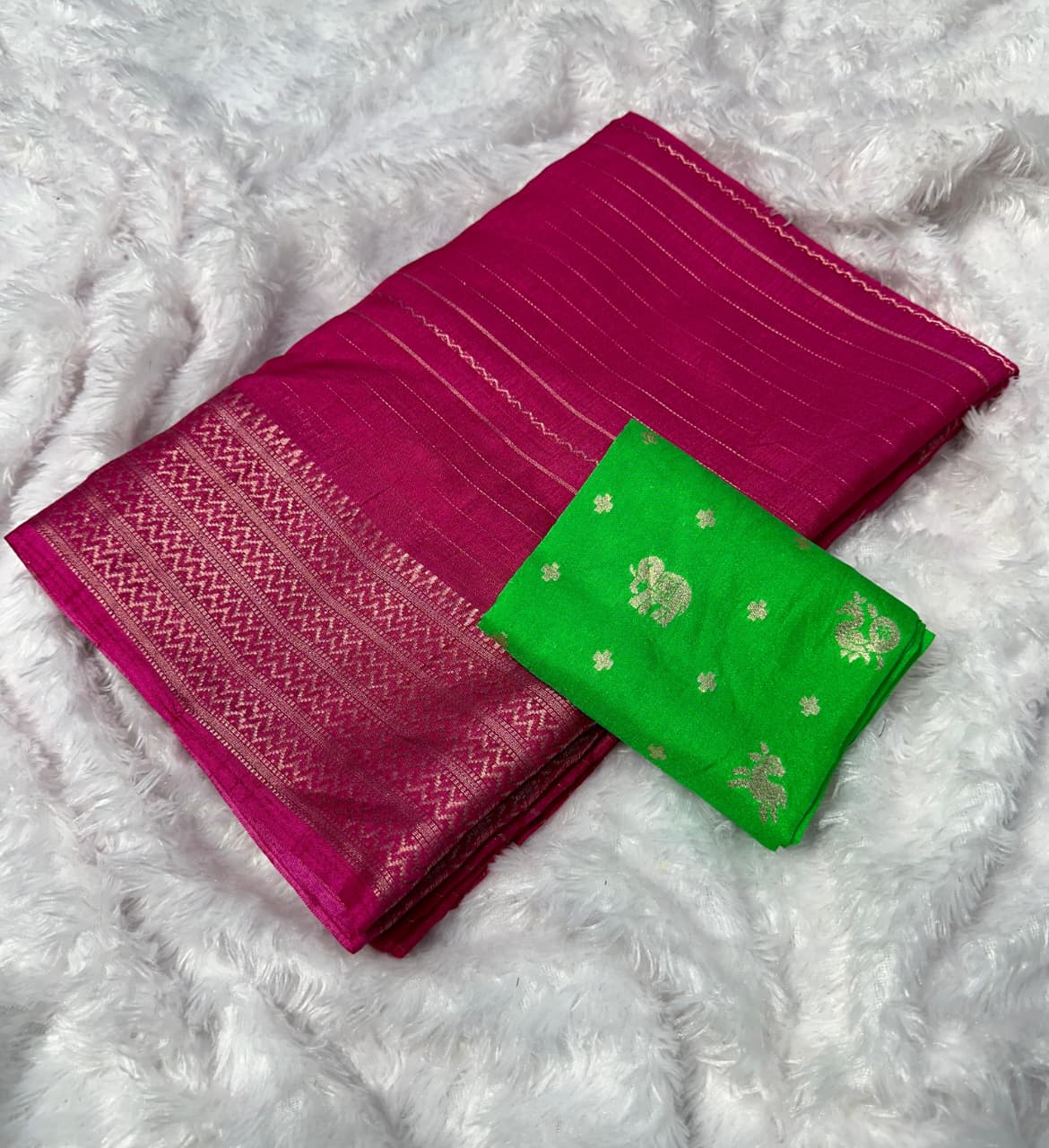 Super Hit Dola Silk Saree – Pure Elegance with Original Jacquard Border & Running Blouse