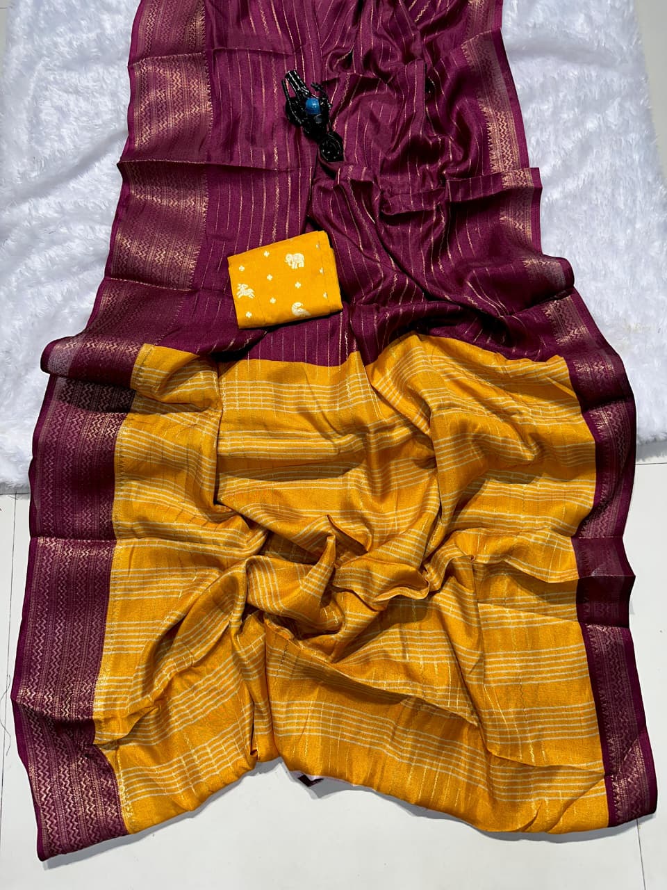 Super Hit Dola Silk Saree – Pure Elegance with Original Jacquard Border & Running Blouse