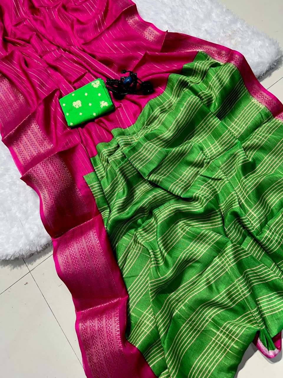 Super Hit Dola Silk Saree – Pure Elegance with Original Jacquard Border & Running Blouse