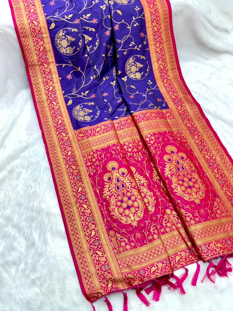 Soft Banarasi Silk Saree – Meenakari Jaal with Gold Zari Border & Rich Pallu
