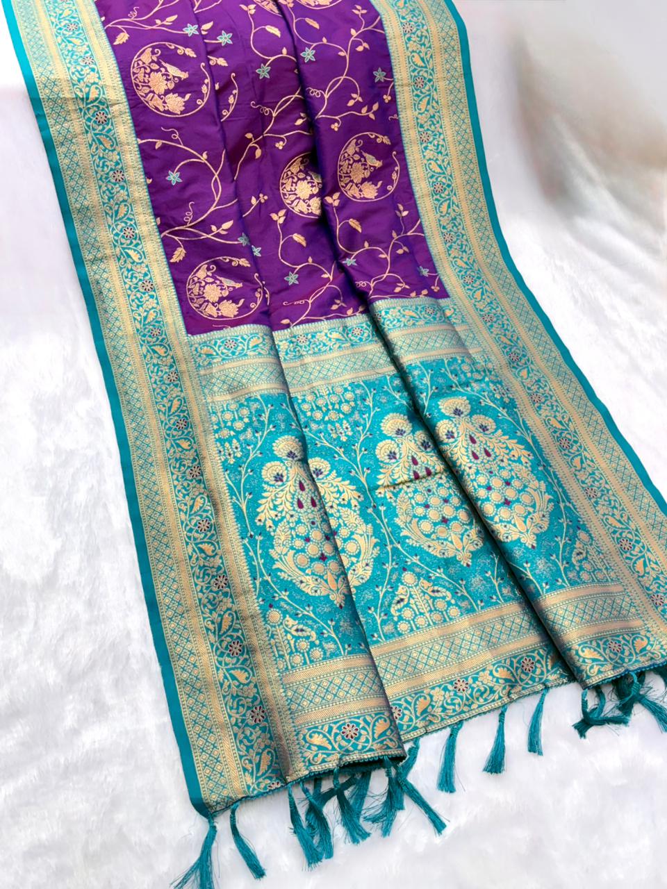 Soft Banarasi Silk Saree – Meenakari Jaal with Gold Zari Border & Rich Pallu