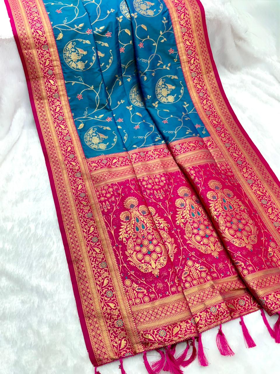 Soft Banarasi Silk Saree – Meenakari Jaal with Gold Zari Border & Rich Pallu